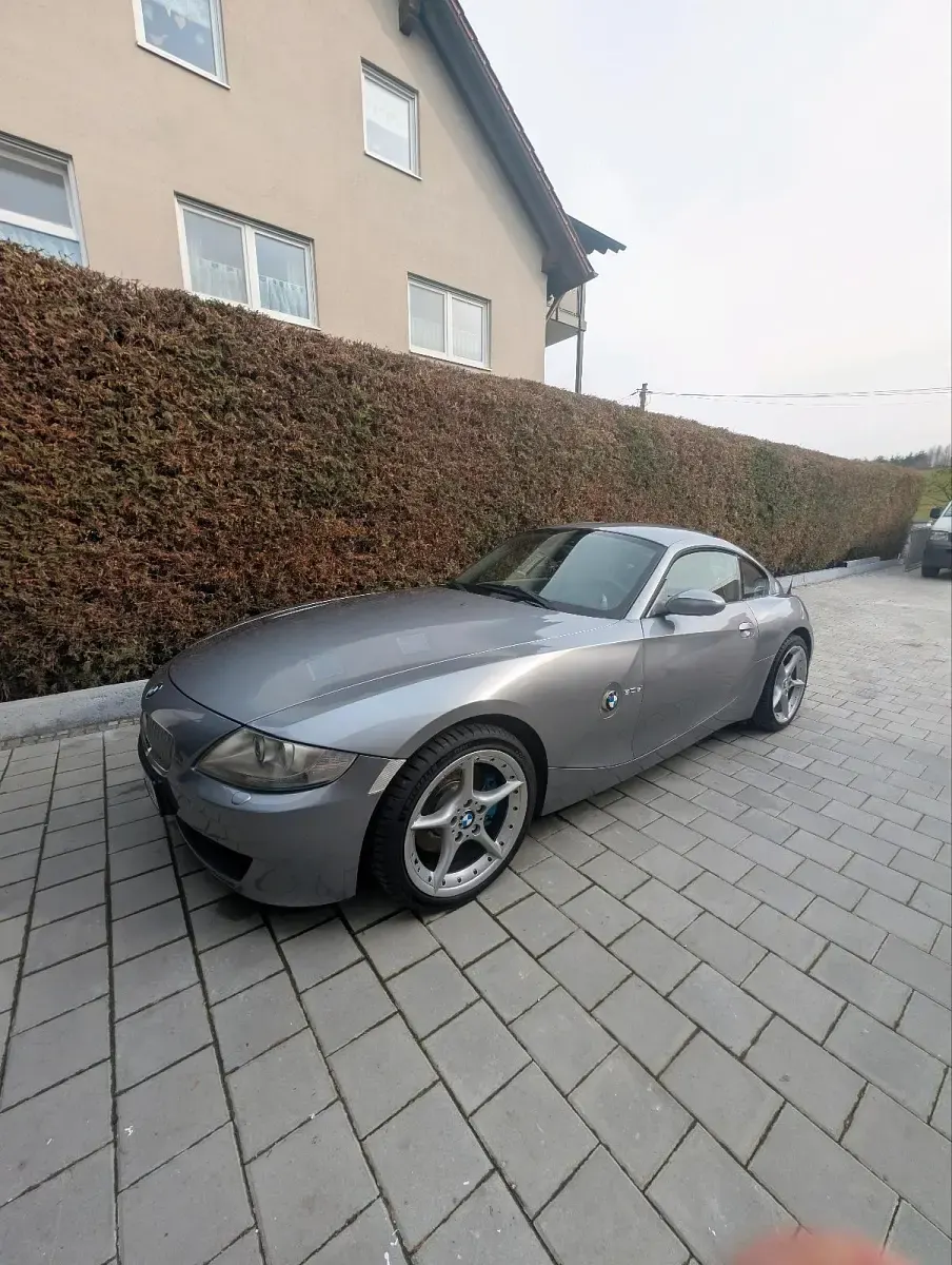 Gebraucht BMW Z4 Sport Line 265 PS (194 kW) 2006 Silber Coupé