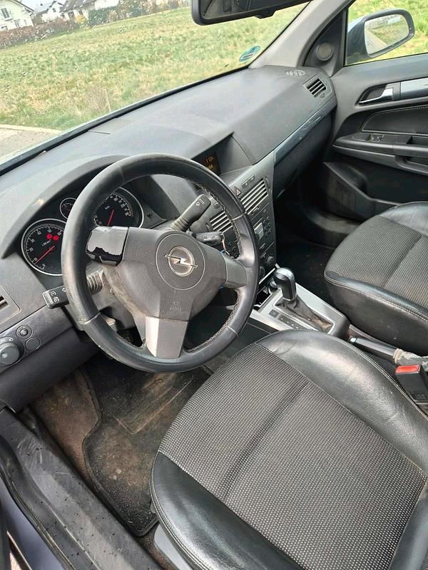 Gebraucht Opel Astra 120 PS (88 kW) 2004 Grau Limousine