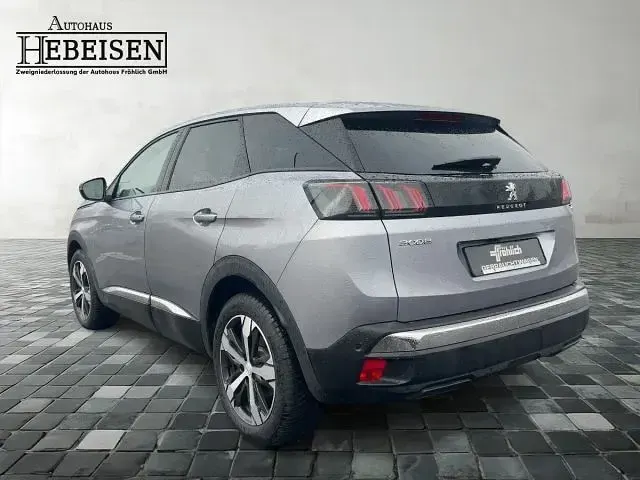 Gebraucht Peugeot 3008 Allure 131 PS (96 kW) 2023 Silber SUV