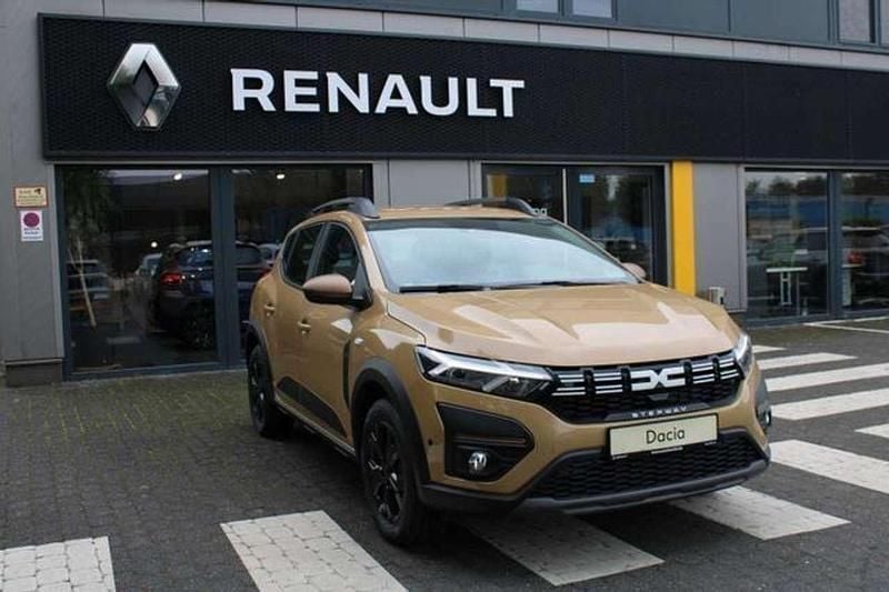 Safaribeige Neu 2025 Dacia Sandero Stepway Kleinwagen | 20.889 € (Guter Preis) - Bild 1/4