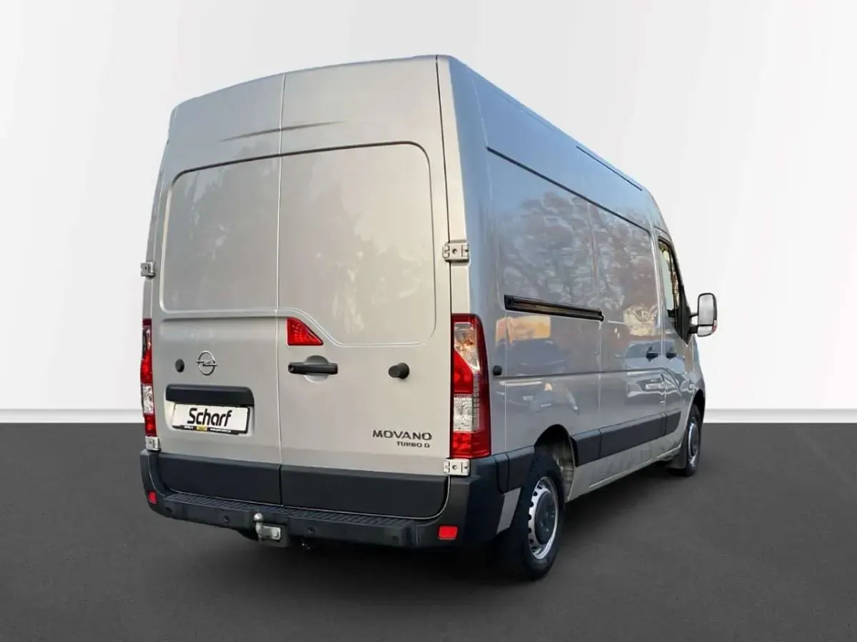 Gebraucht Opel Movano 135 PS (99 kW) 2021 Silber Van