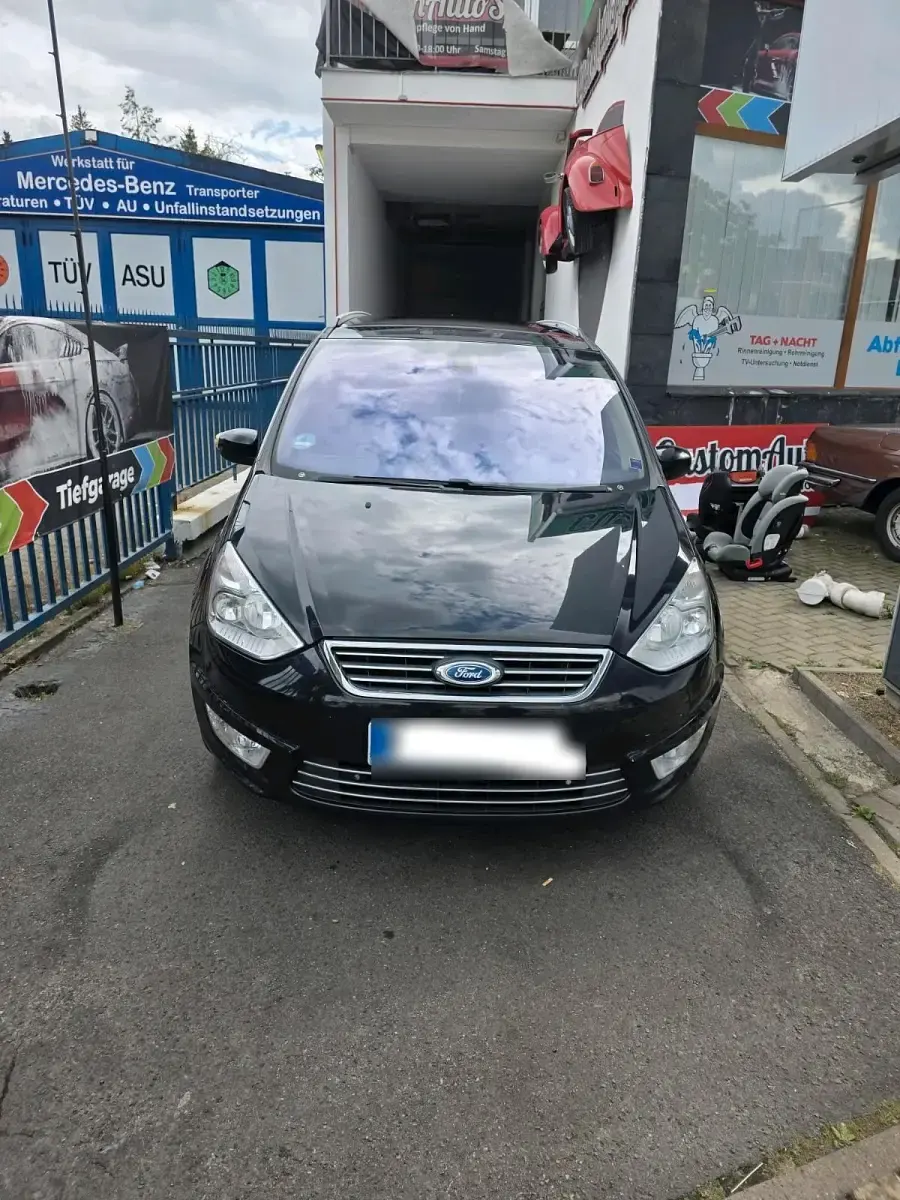 Second-hand Ford Galaxy 2010 Negru Monovolum