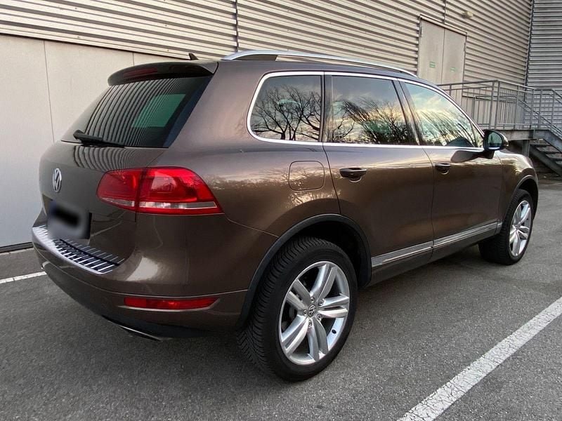 Gebraucht VW Touareg 245 PS (180 kW) 2011 Braun SUV