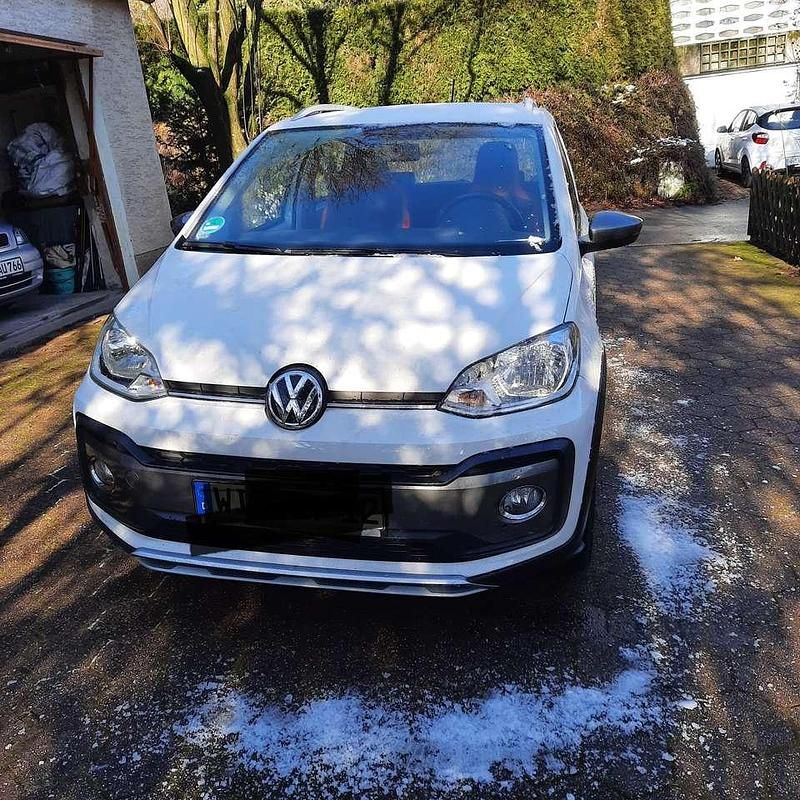 Gebraucht VW cross up! 75 PS (55 kW) 2018 Kleinwagen