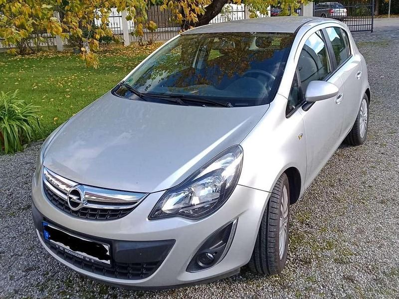 Silber Gebraucht 2014 Opel Corsa Limousine | 5.399 € (Fairer Preis) - Bild 1/4