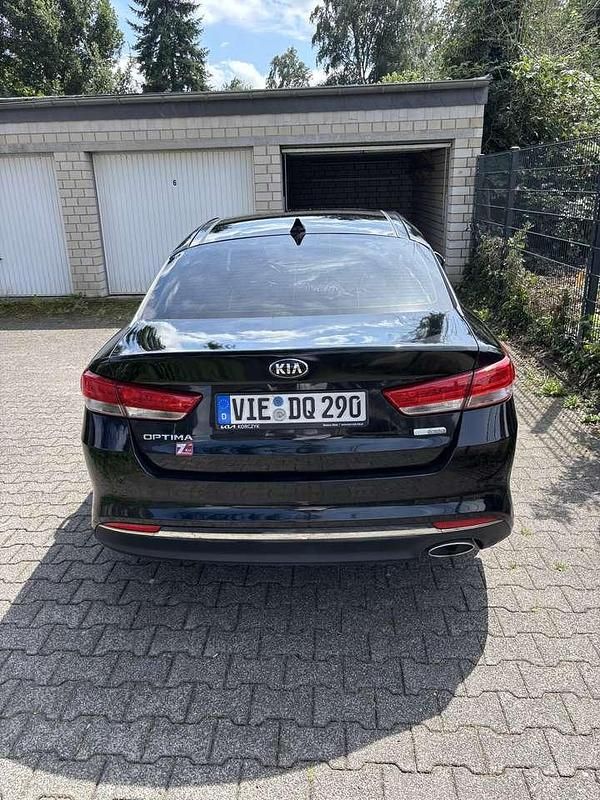 Gebraucht 2015 Kia Optima Edition 7 Limousine | 13.000 € (Teuer) - Bild 1/4