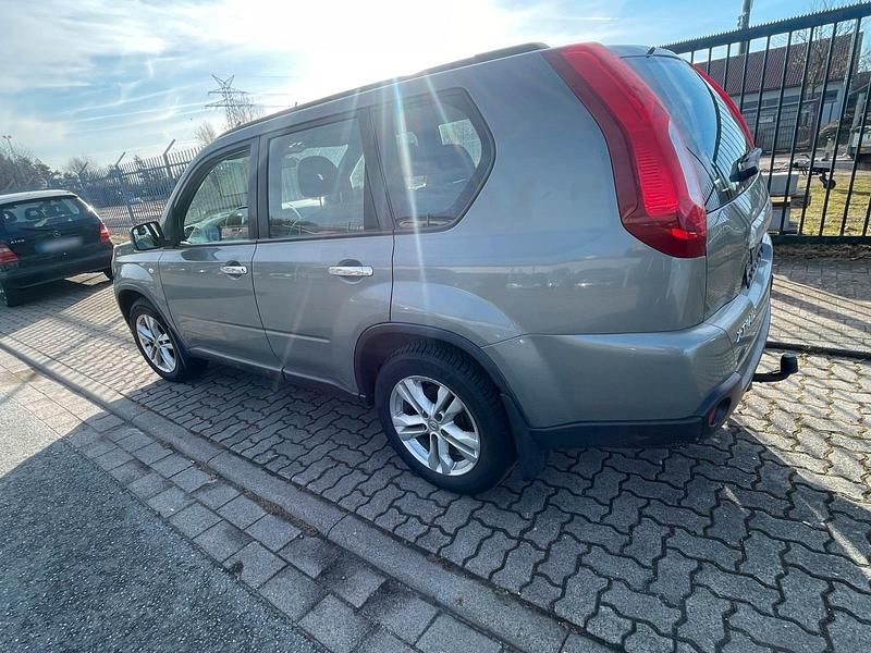 Gebraucht Nissan X-Trail 150 PS (110 kW) 2011 Grün SUV