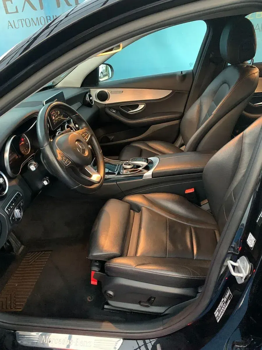 Używany Mercedes C250 204 KM (150 kW) 2014 Czarny Kombi