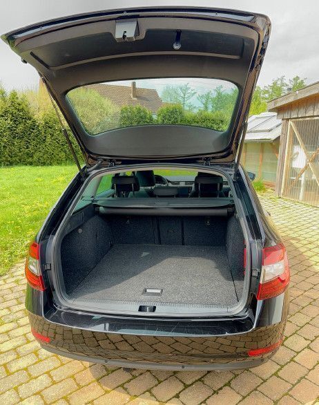Gebraucht Skoda Octavia Soleil 116 PS (85 kW) 2019 Schwarz Kombi