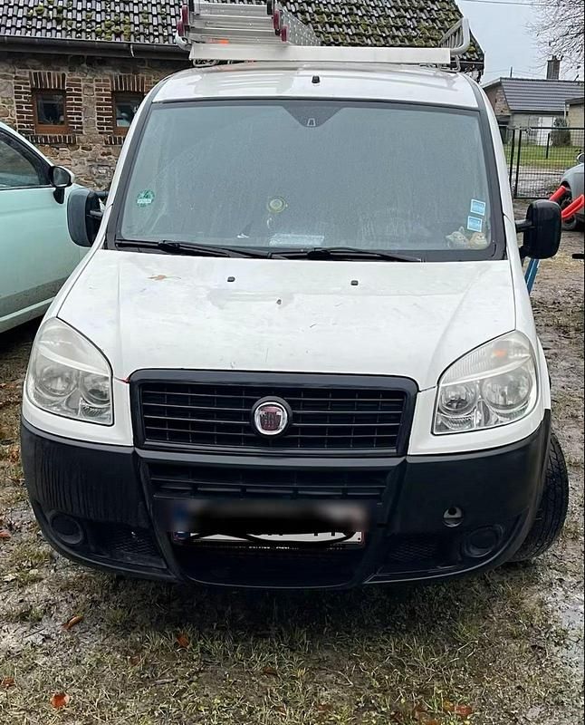 Gebraucht Fiat Doblò 75 PS (55 kW) 2008 Weiß Van / Kleinbus
