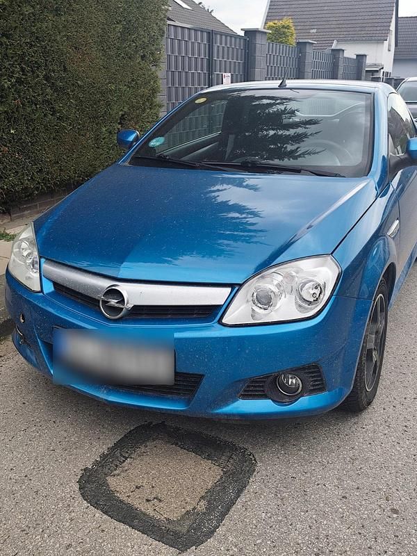 Gebraucht Opel Tigra 70 PS (51 kW) 2006 Blau Cabrio