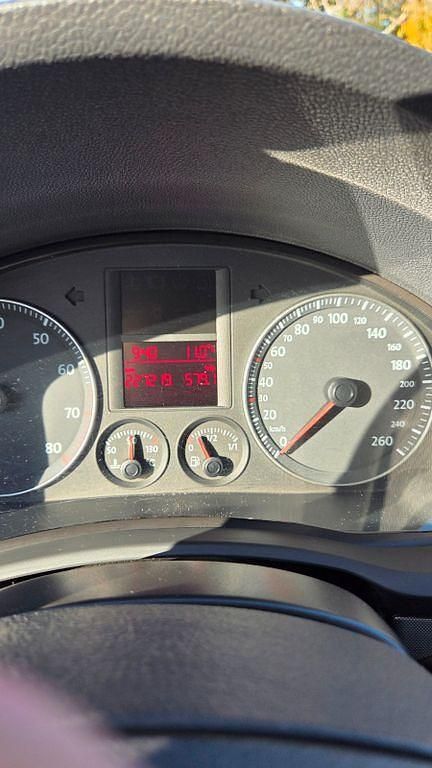 Silber Gebraucht 2004 VW Golf IV Individual Limousine | 2.000 € (Fairer Preis) - Bild 1/3