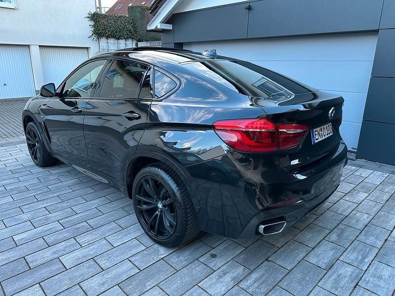 Schwarz Gebraucht 2018 BMW X6 M Sport SUV | 42.000 € (Fairer Preis) - Bild 1/4