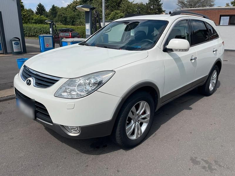 Weiß Gebraucht 2010 Hyundai Veracruz SUV | 8.000 € (Teuer) - Bild 1/4