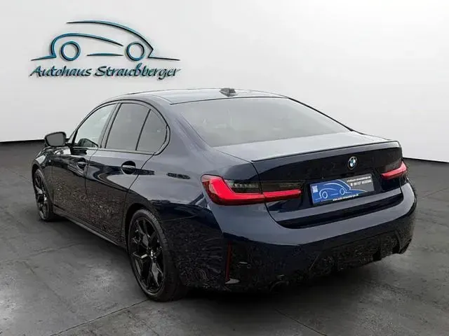 Gebraucht BMW 320 M Sport 190 PS (139 kW) 2025 Blau Limousine