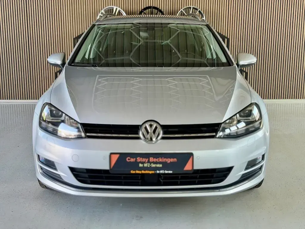 Gebraucht VW Golf VII Highline 150 PS (110 kW) 2017 Silber Kombi
