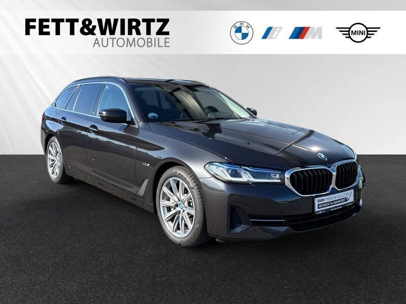 Sophistograu brillanteffekt metallic Gebraucht 2023 BMW 530e Efficient Dynamics Kombi | 39.900 € (Guter Preis) - Bild 1/3