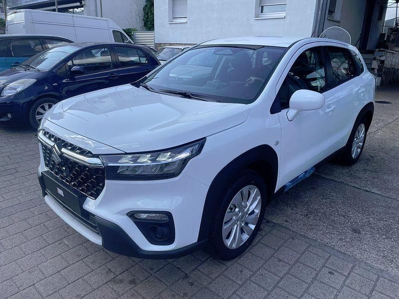 Neu Suzuki SX4 S-Cross 110 PS (80 kW) 2026 Weiß SUV