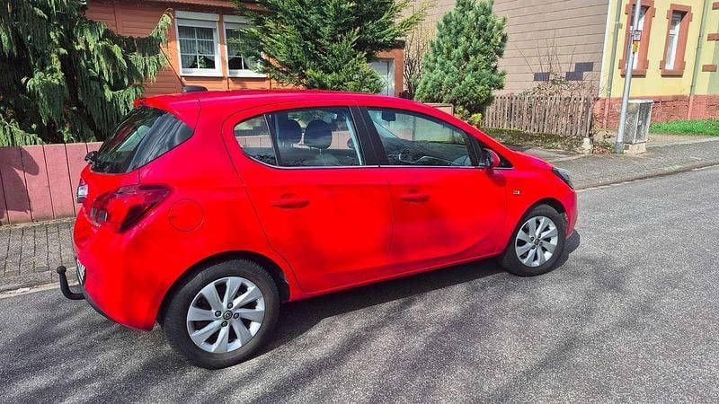 Gebraucht Opel Corsa Innovation 101 PS (74 kW) 2017 Rot Kleinwagen