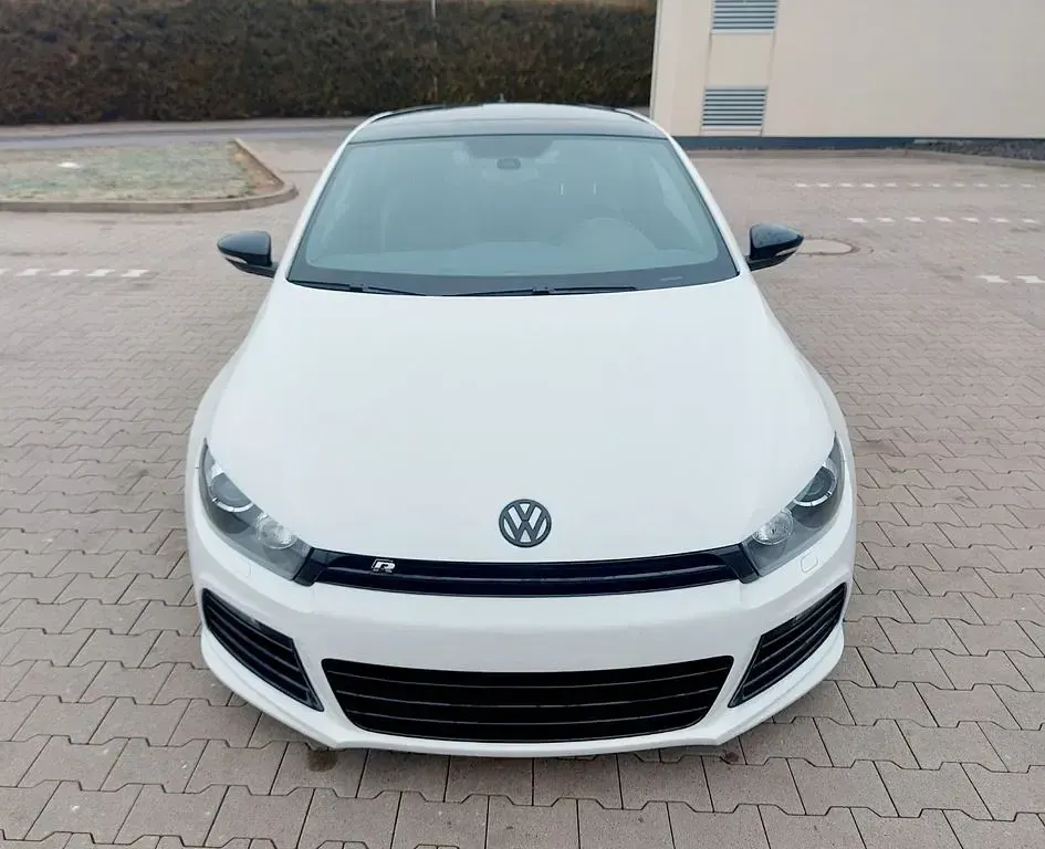 Gebraucht VW Scirocco R 265 PS (194 kW) 2012 Weiß Coupé