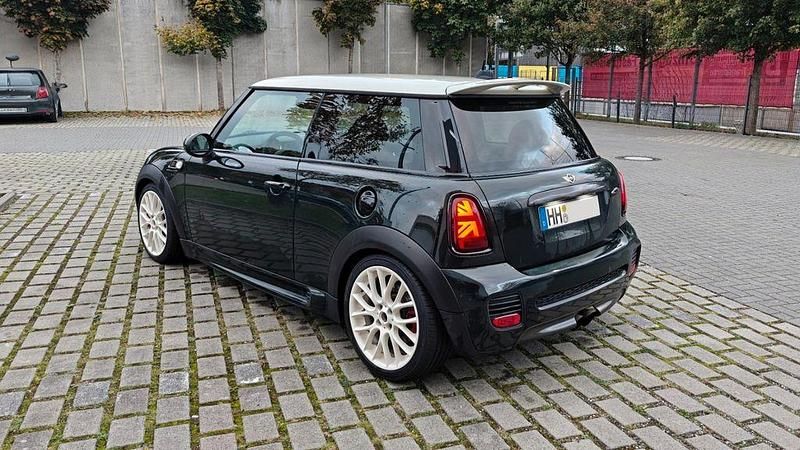 Gebraucht Mini John Cooper Works 211 PS (155 kW) 2010 Grün Kleinwagen