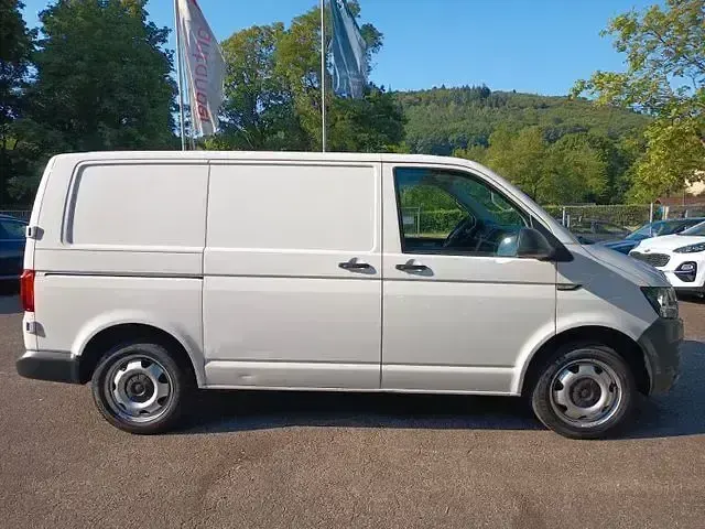 Gebraucht VW T6 102 PS (75 kW) 2016 Andere Van