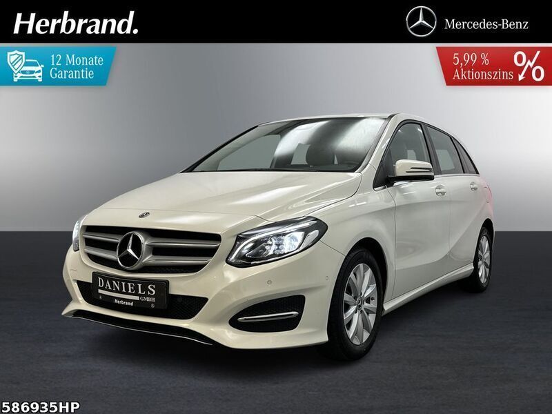 Zirrusweiß Gebraucht 2018 Mercedes B180 Style Van / Kleinbus | 15.440 € (Guter Preis) - Bild 1/4
