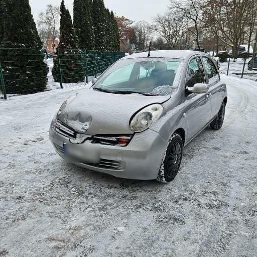 Gebraucht Nissan Micra 80 PS (58 kW) 2004 Silber Kleinwagen