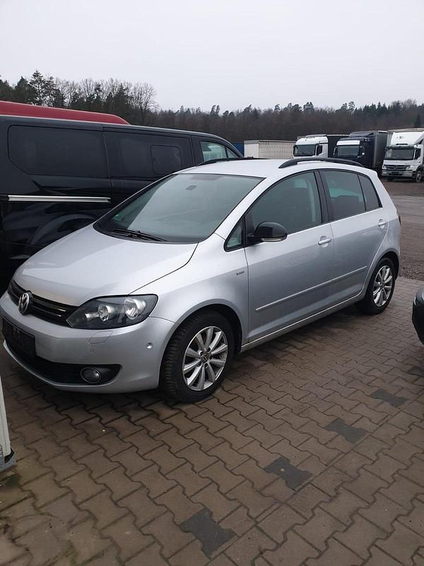 Gebraucht VW Golf VII 105 PS (77 kW) 2013 Silber Limousine