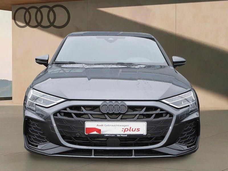 Gebraucht Audi A3 S-Line 150 PS (110 kW) 2025 Daytonagrau perleffekt Limousine