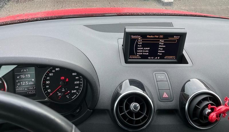 Gebraucht Audi A1 Ambition 122 PS (89 kW) 2013 Rot Kleinwagen