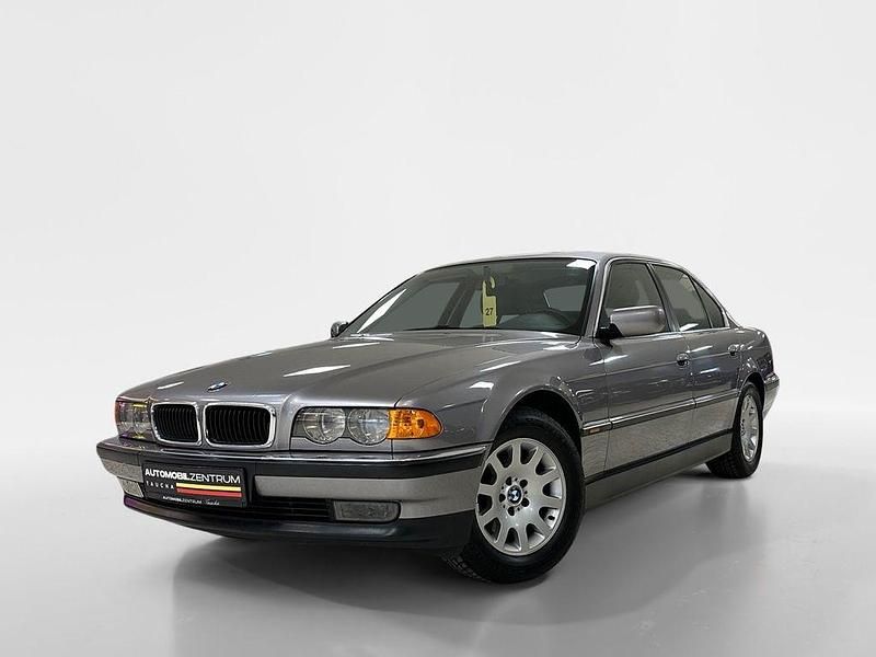 Gebraucht BMW 735 238 PS (175 kW) 2000 Grau Limousine