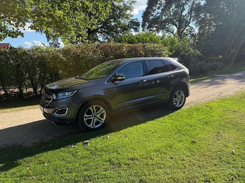 Grau Gebraucht 2018 Ford Edge SUV | 18.900 € (Superpreis) - Bild 1/4