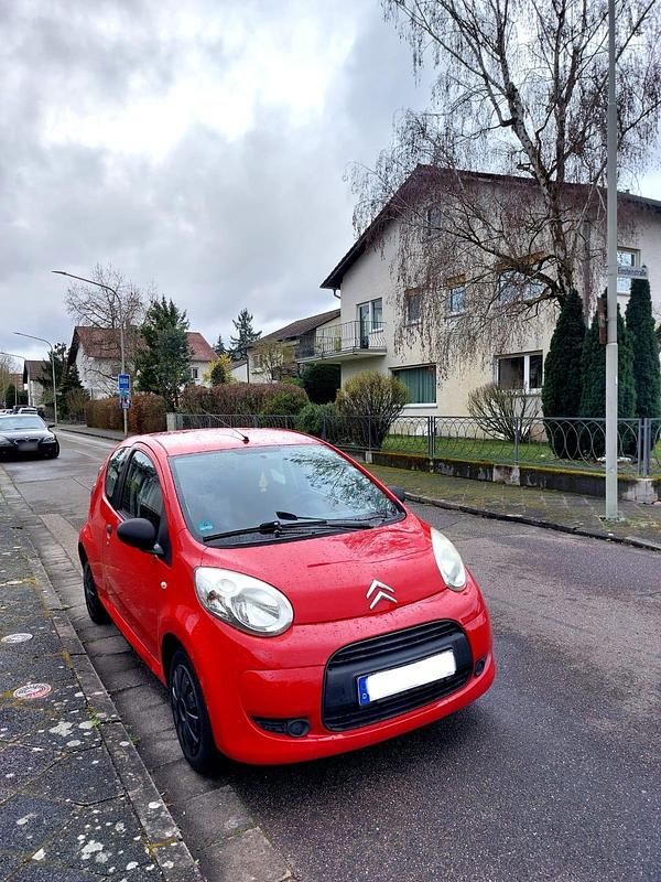 Gebraucht Citroën C1 60 PS (44 kW) 2009 Rot Kleinwagen
