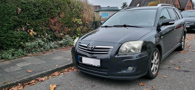 Schwarz Gebraucht 2008 Toyota Avensis T2 Limousine | 3.200 € (Fairer Preis) - Bild 1/4