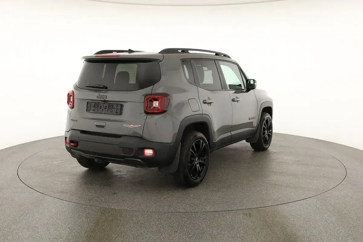 Gebraucht Jeep Renegade Trailhawk 170 PS (125 kW) 2020 Sting gray SUV