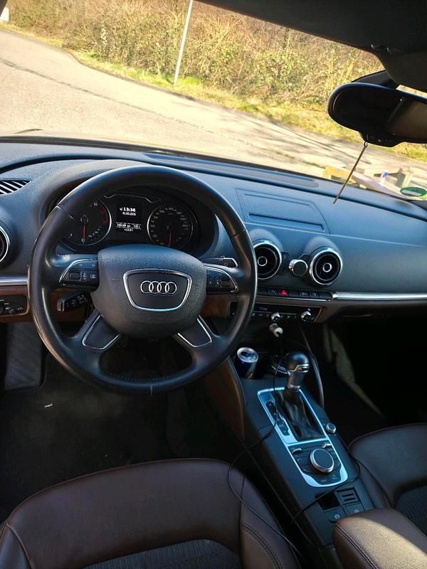 Gebraucht Audi A3 180 PS (132 kW) 2014 Braun Limousine