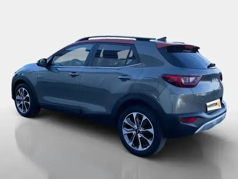 Gebraucht Kia Stonic Platinum 120 PS (88 kW) 2022 Urbangrün/tan orange zweifarblack SUV