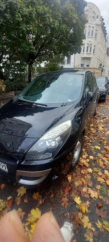 Schwarz Gebraucht 2012 Renault Scénic III Van / Kleinbus | 2.700 € (Superpreis) - Bild 1/4