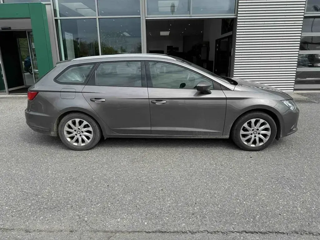 Gebraucht Seat Leon ST Style 150 PS (110 kW) 2014 Grau Kombi