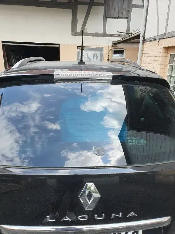 Gebraucht Renault Laguna GrandTour Dynamique 150 PS (110 kW) 2010 Schwarz Kombi