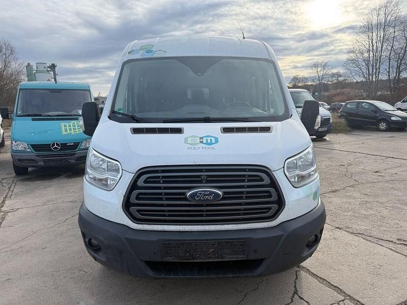 Gebraucht Ford Transit Trend 170 PS (125 kW) 2018 Weiß Van / Kleinbus