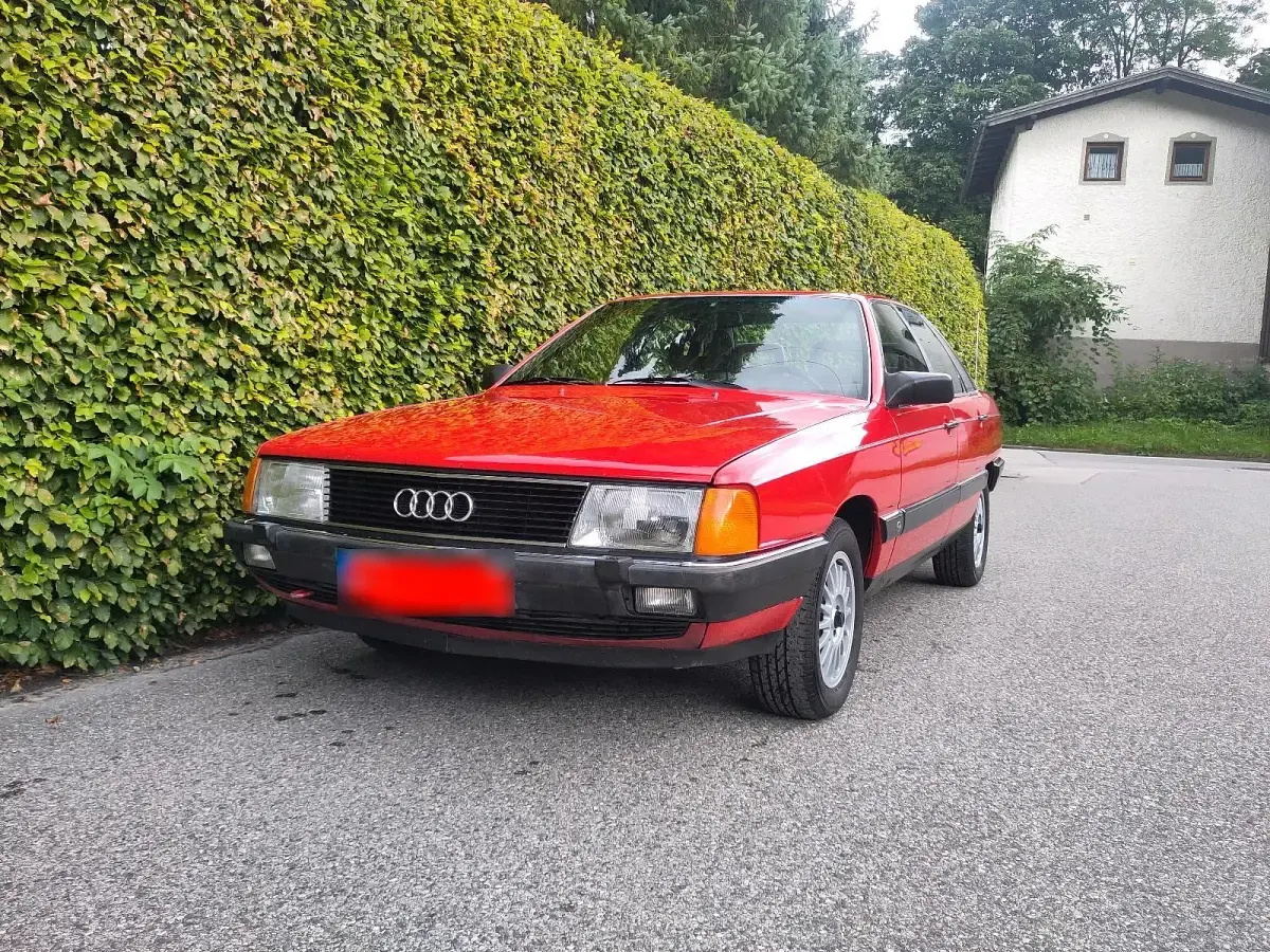 Gebraucht Audi 100 Design 165 PS (121 kW) 1986 Rot Limousine