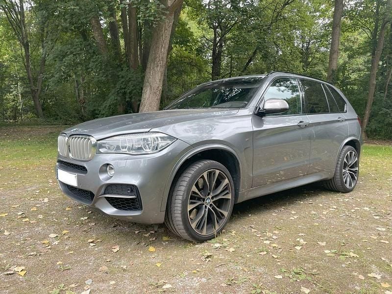 Grau Gebraucht 2017 BMW X5 Performance SUV | 27.800 € (Guter Preis) - Bild 1/4