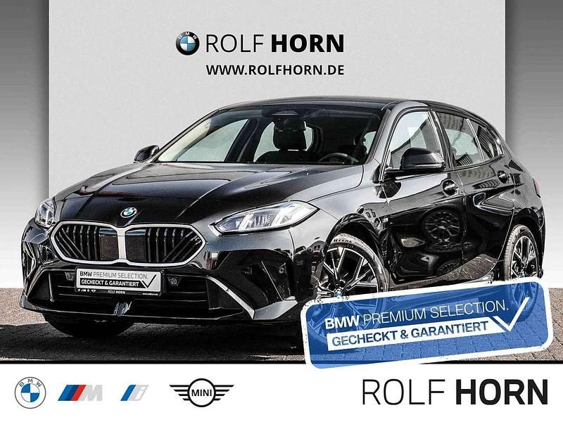 Black saphire metallic Gebraucht 2025 BMW 114 M Sport Kleinwagen | 32.520 € - Bild 1/4