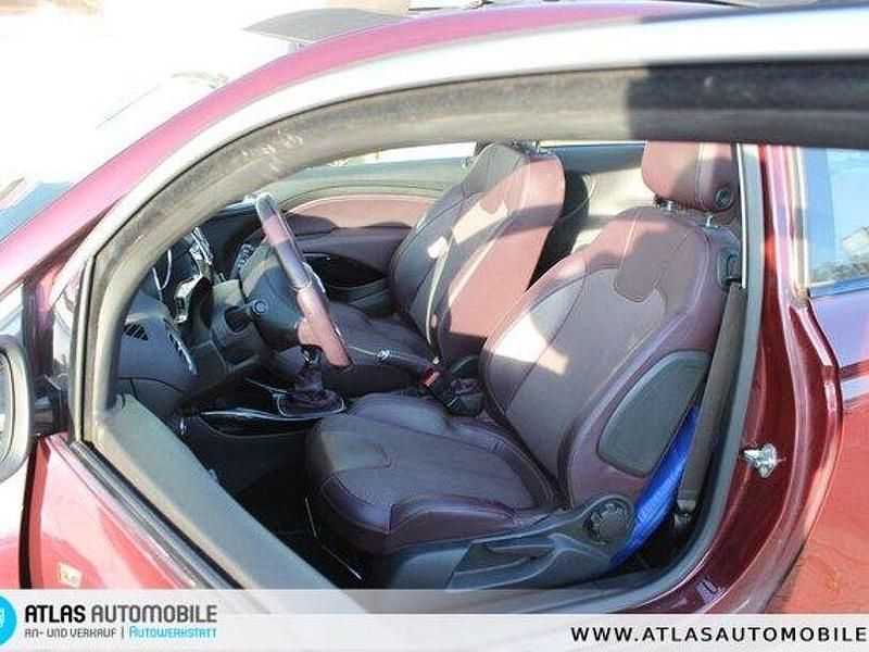 Gebraucht Opel Adam Open Air 116 PS (85 kW) 2016 Samtrot (p2)/berry red (p2) Kleinwagen