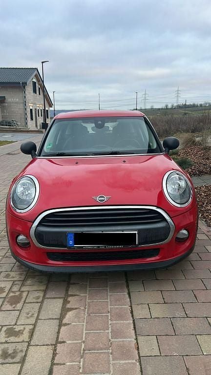 Gebraucht Mini One D 95 PS (69 kW) 2018 Rot Kleinwagen