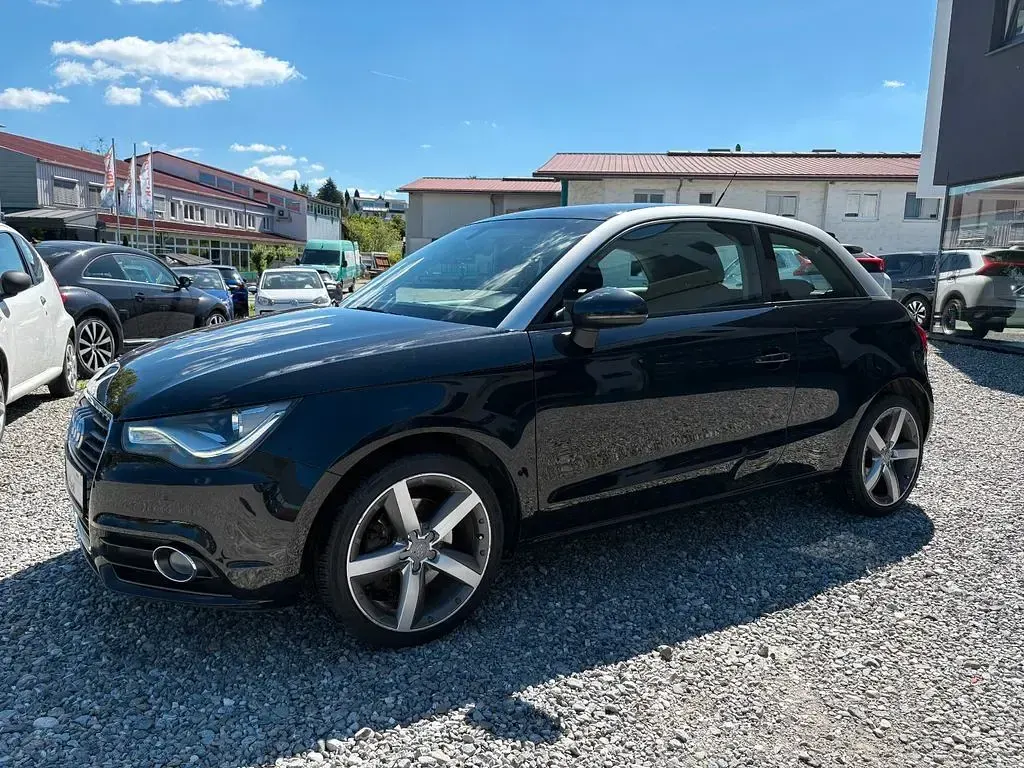 Gebraucht Audi A1 Ambition 122 PS (89 kW) 2011 Schwarz Kleinwagen