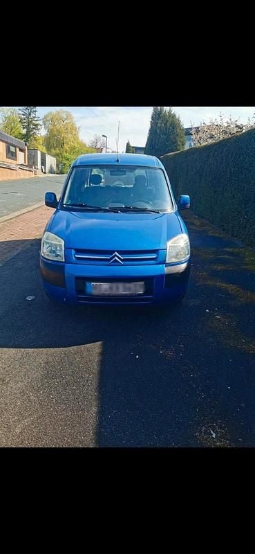 Gebraucht Citroën Berlingo 109 PS (80 kW) 2004 Blau Van / Kleinbus