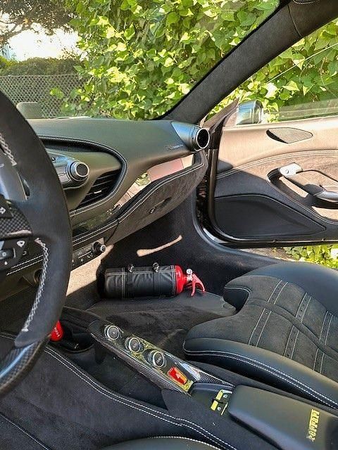 Gebraucht Ferrari F8 721 PS (530 kW) 2023 Grau Coupé